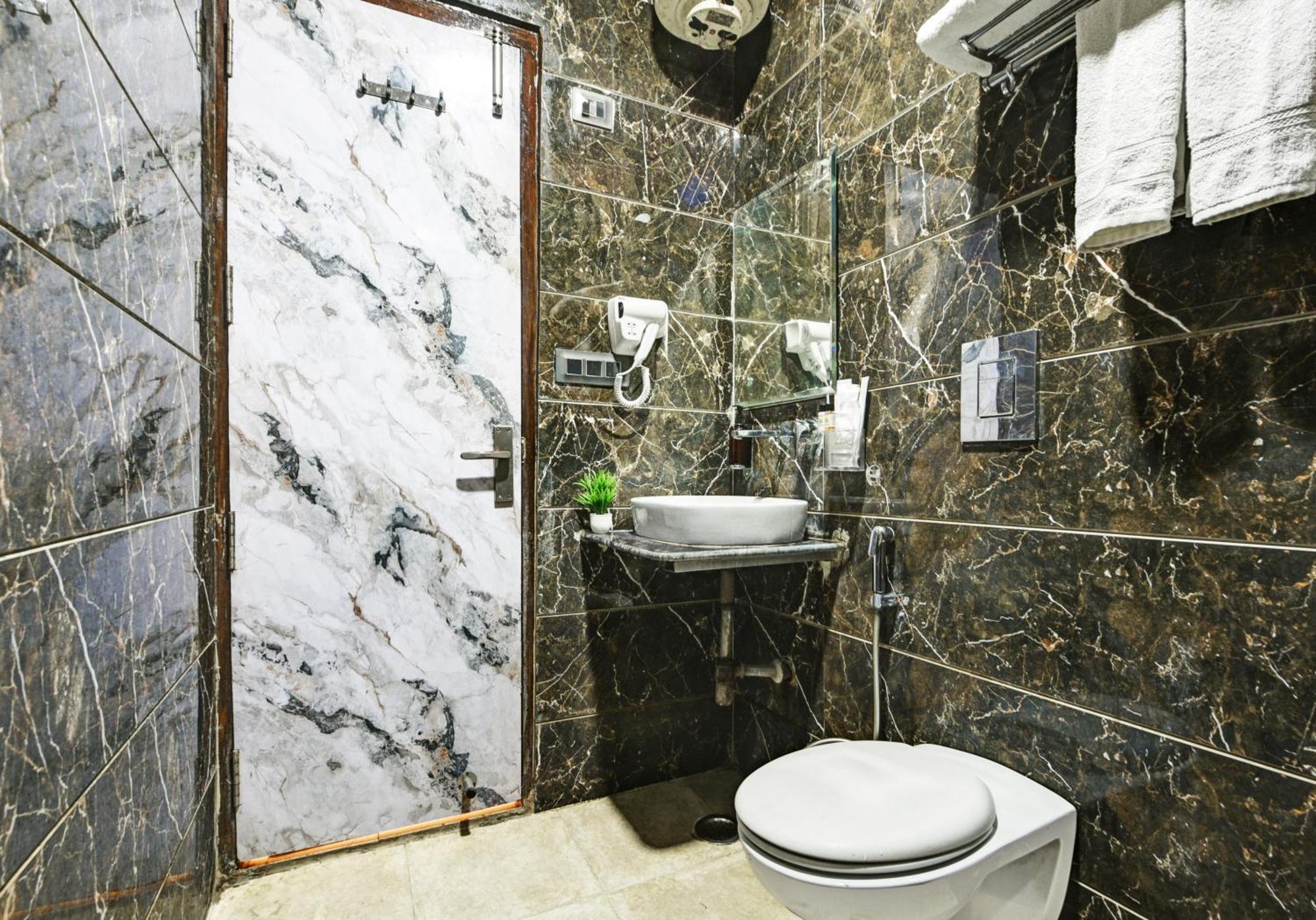 New Frontier - 2 Mins From Old Delhi Railway Station & Chandni Chowk Eksteriør bilde